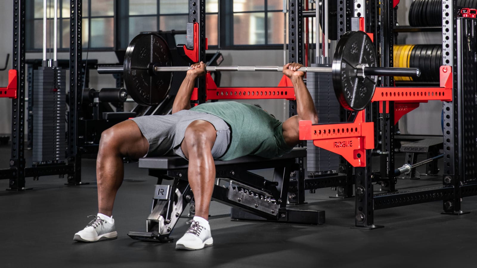 Rogue bench press bar best sale